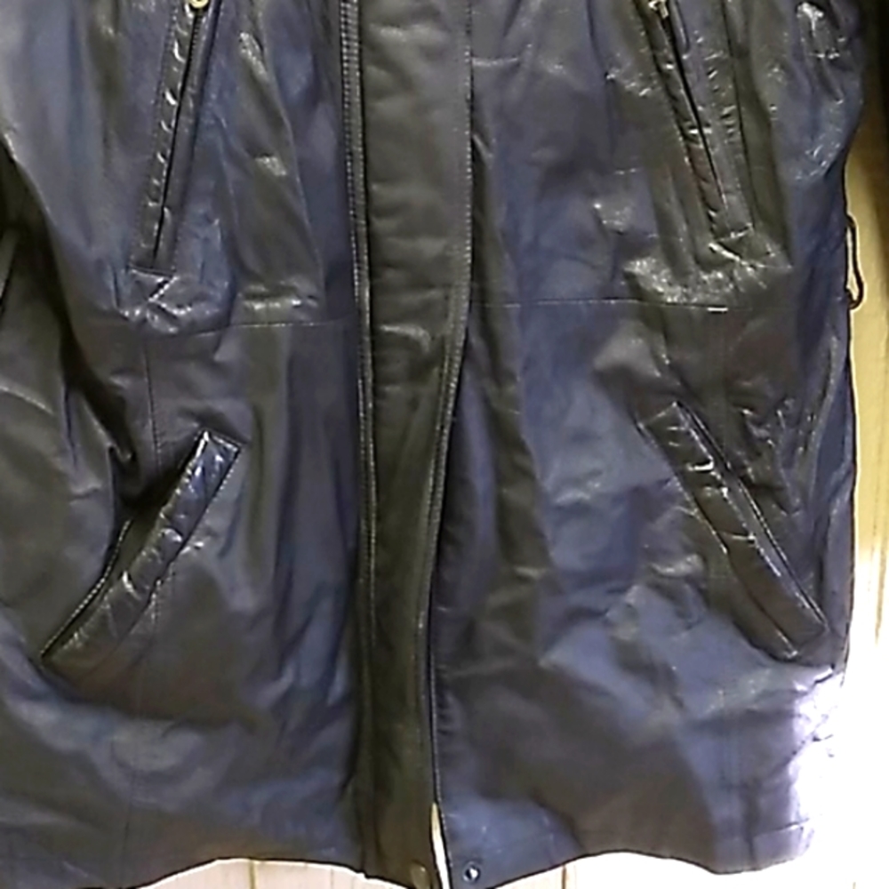 100 % Leather Jacket! - image 2